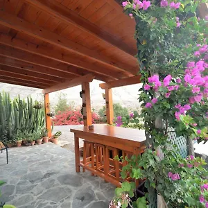 Casa Caballeria Vallebron